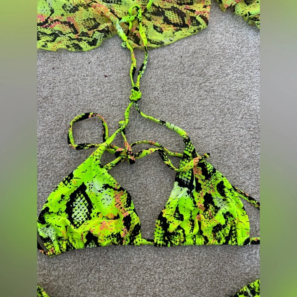 ASOS Neon bikini set - Picture 8 of 17